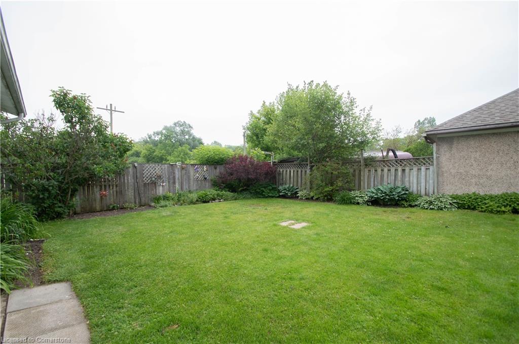 177 Owen Street Property Photo 27