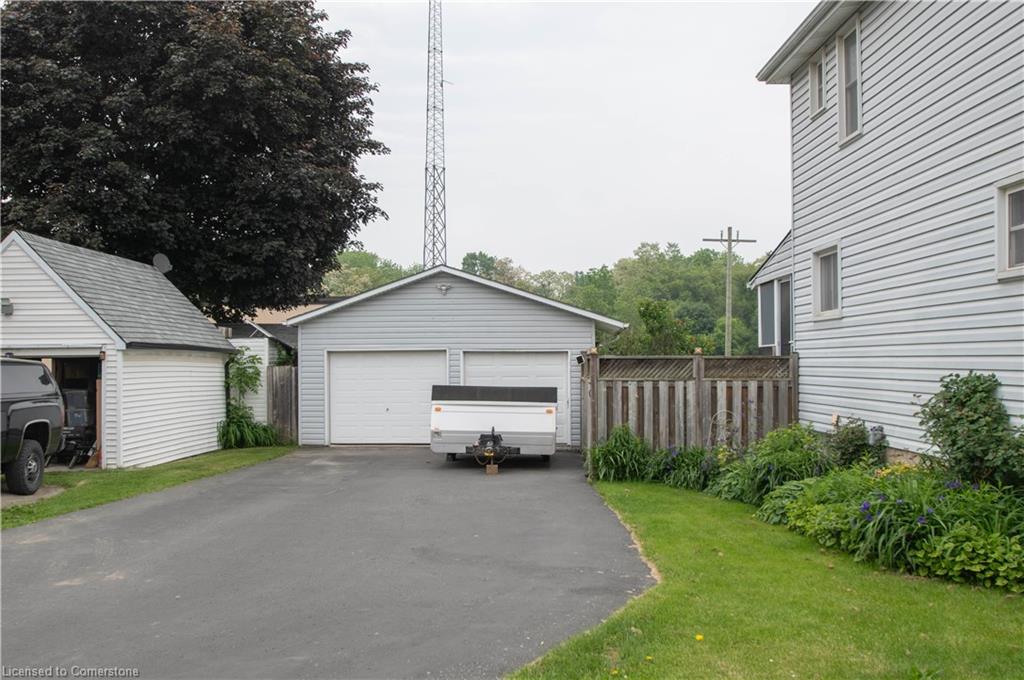 177 Owen Street Property Photo 28