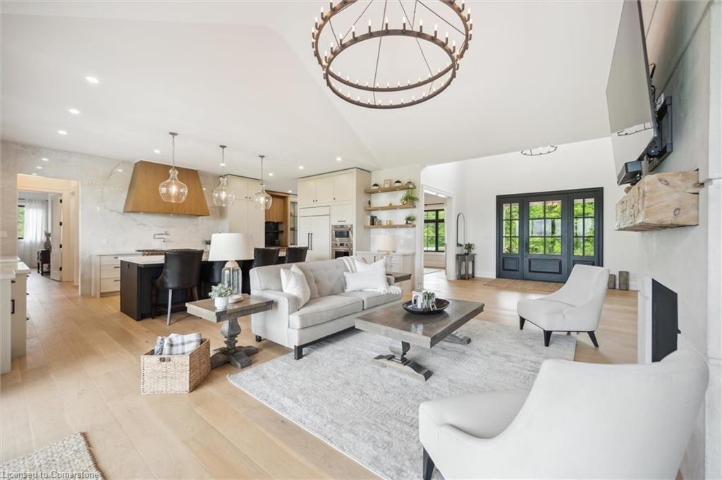 5020 First Line Property Photo 8