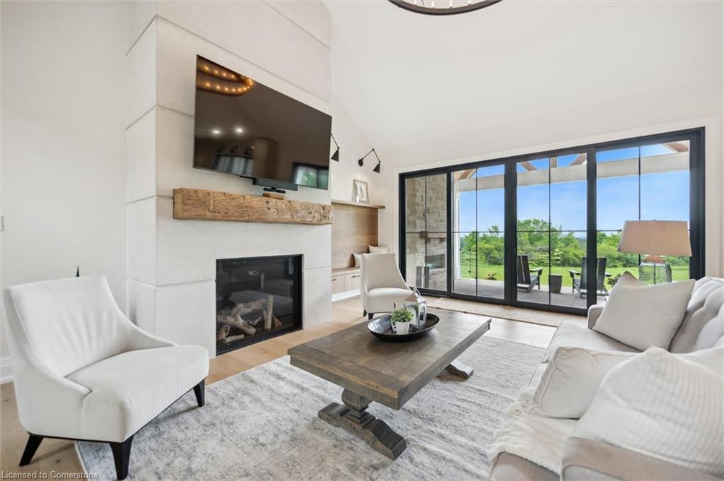 5020 First Line Property Photo 10