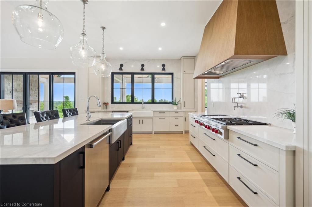 5020 First Line Property Photo 13