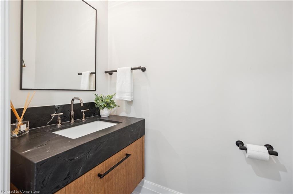 5020 First Line Property Photo 25