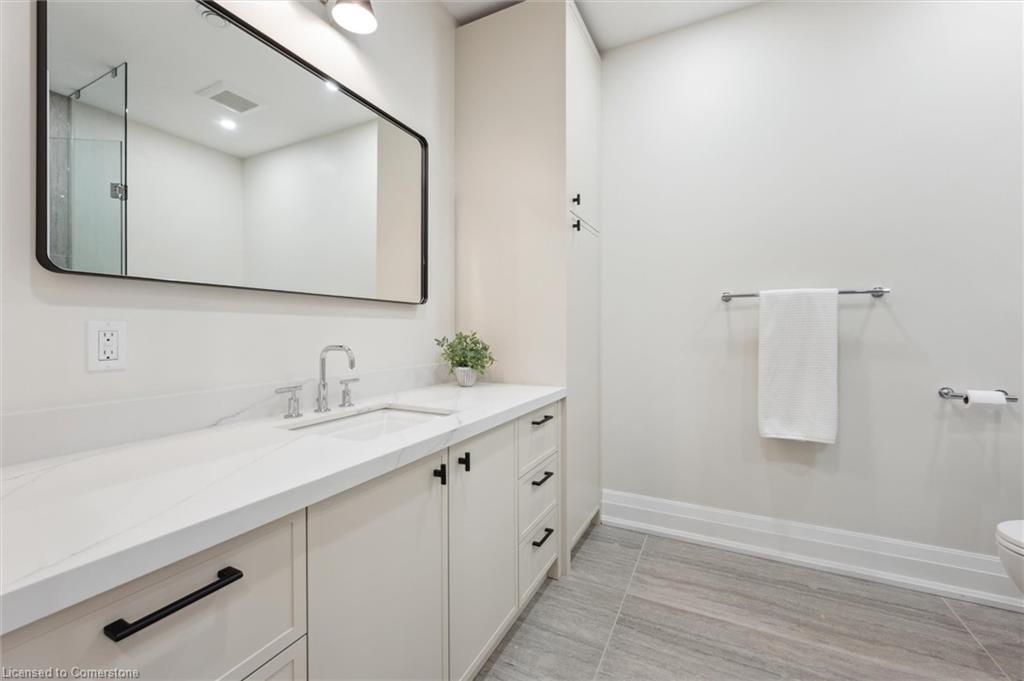 5020 First Line Property Photo 40