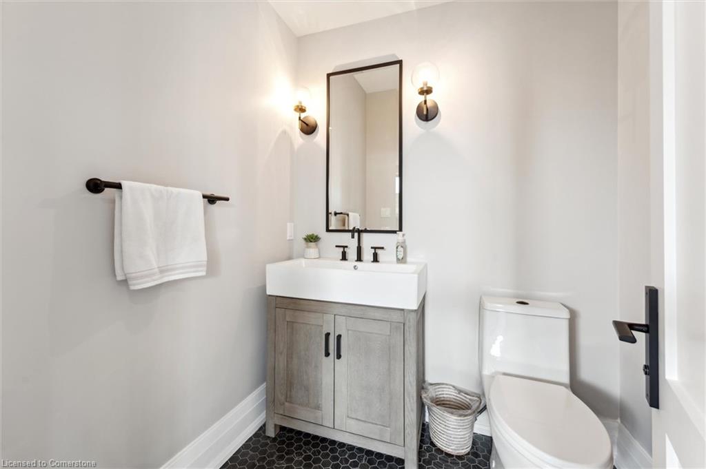 5020 First Line Property Photo 44