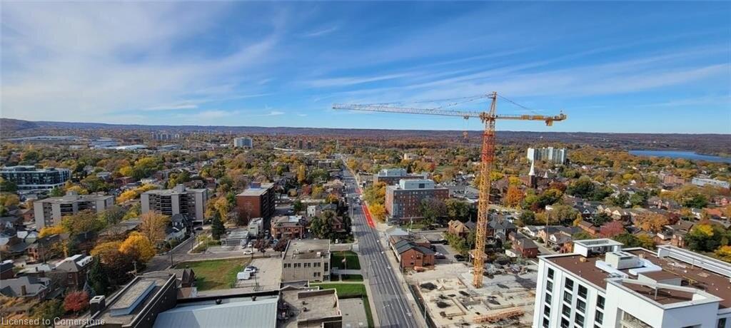 2207-15 Queen Street S Property Photo 17