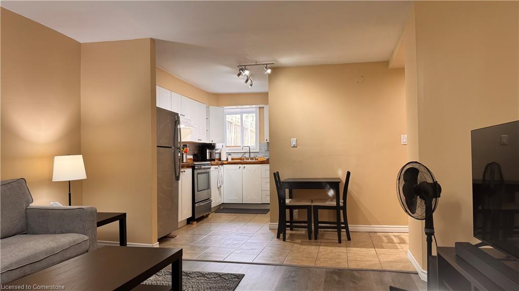 66 West Avenue N Property Photo 1