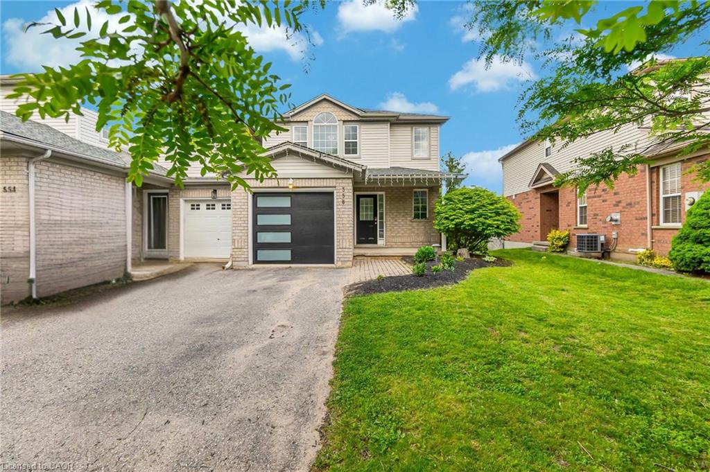 556 Dansbury Drive Property Photo 2