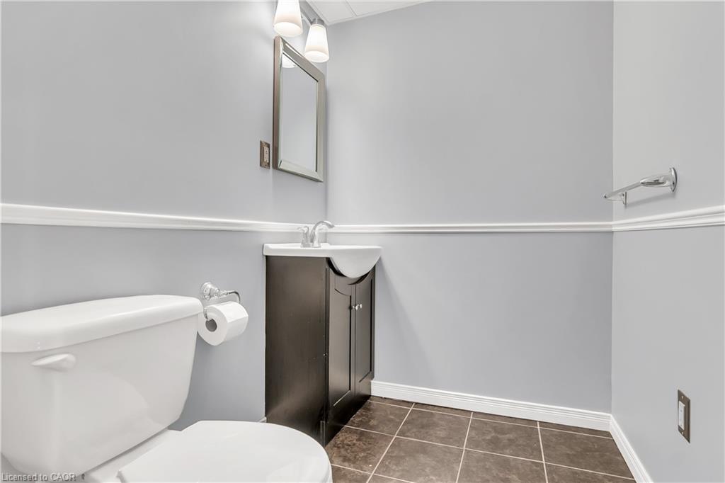 556 Dansbury Drive Property Photo 23