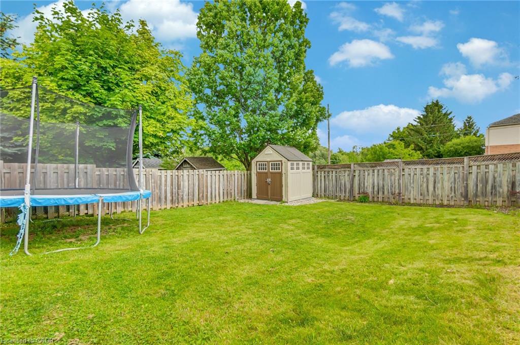 556 Dansbury Drive Property Photo 28
