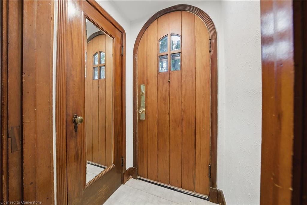234 Waterloo Street Property Photo 7