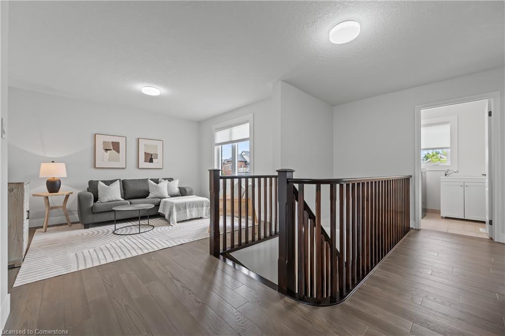 76 Porter Crescent Property Photo 24