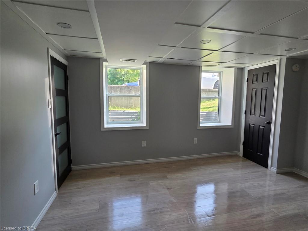 82 Dumfries Street Property Photo 19