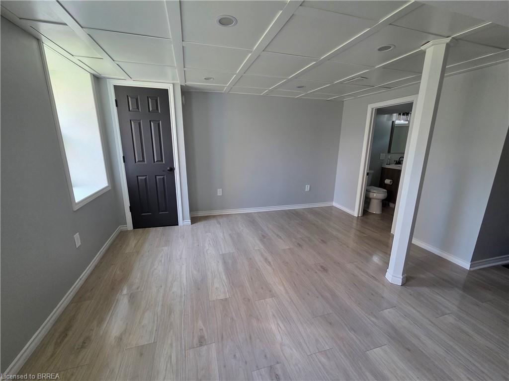 82 Dumfries Street Property Photo 20