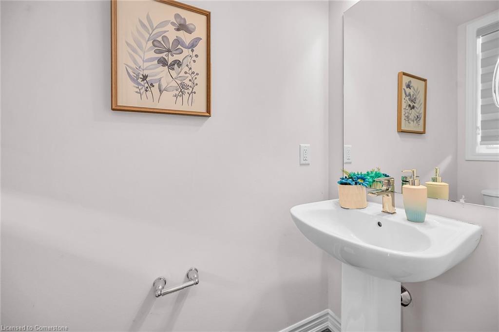 13-61 Soho Street Property Photo 6