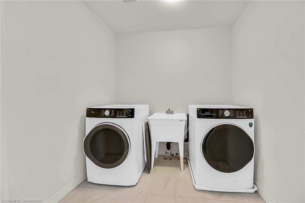 13-61 Soho Street Property Photo 39