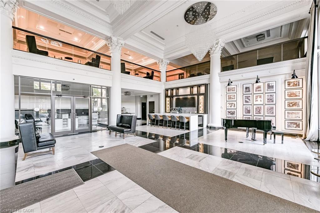 112 King Street E Property Photo 6