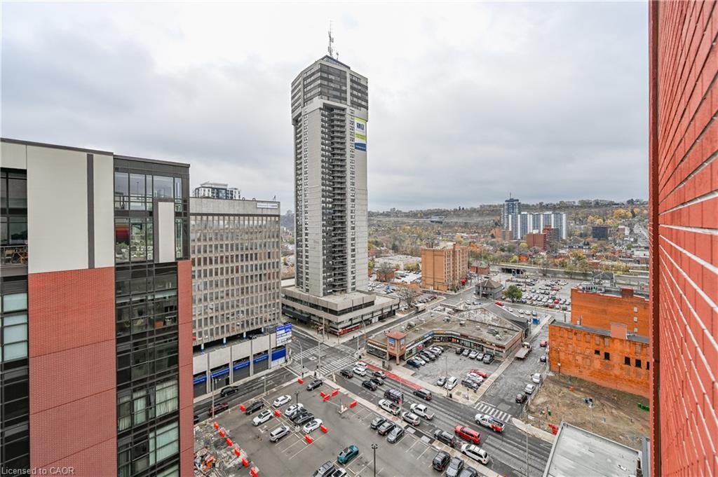 112 King Street E Property Photo 16