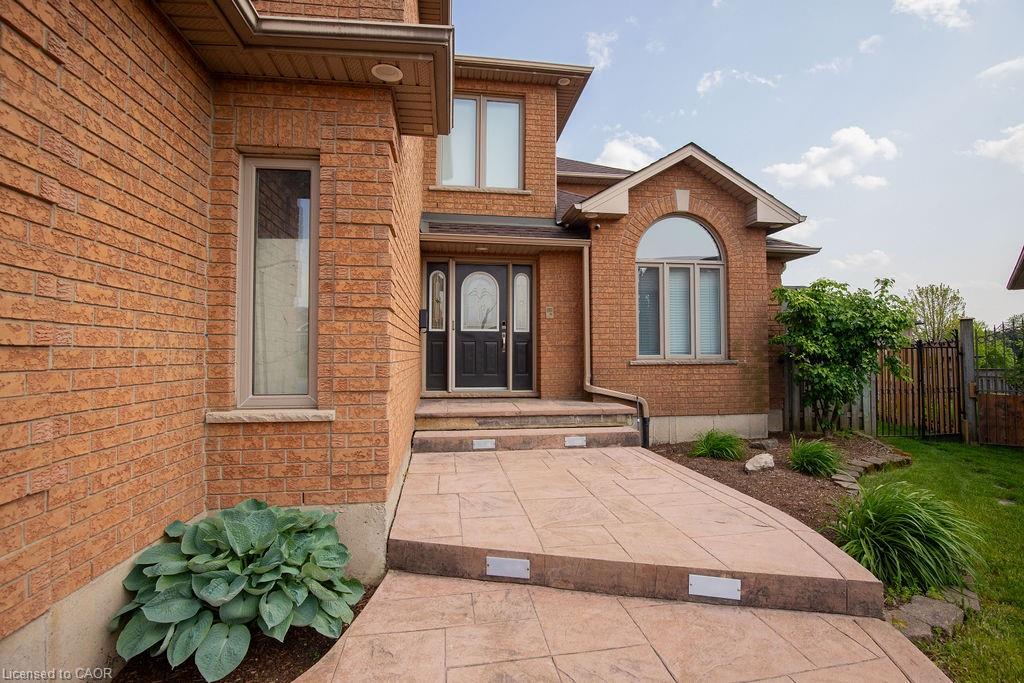 177 Claudette Gate Property Photo 11