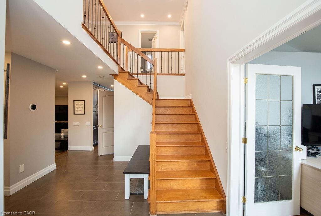 177 Claudette Gate Property Photo 12