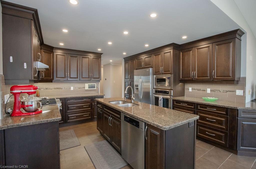 177 Claudette Gate Property Photo 20