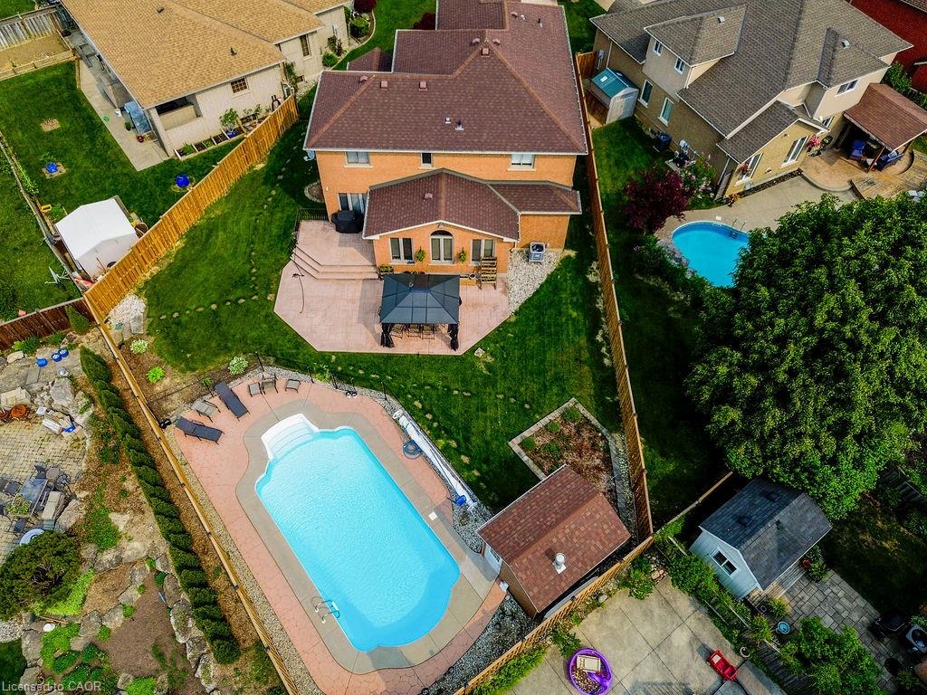 177 Claudette Gate Property Photo 44