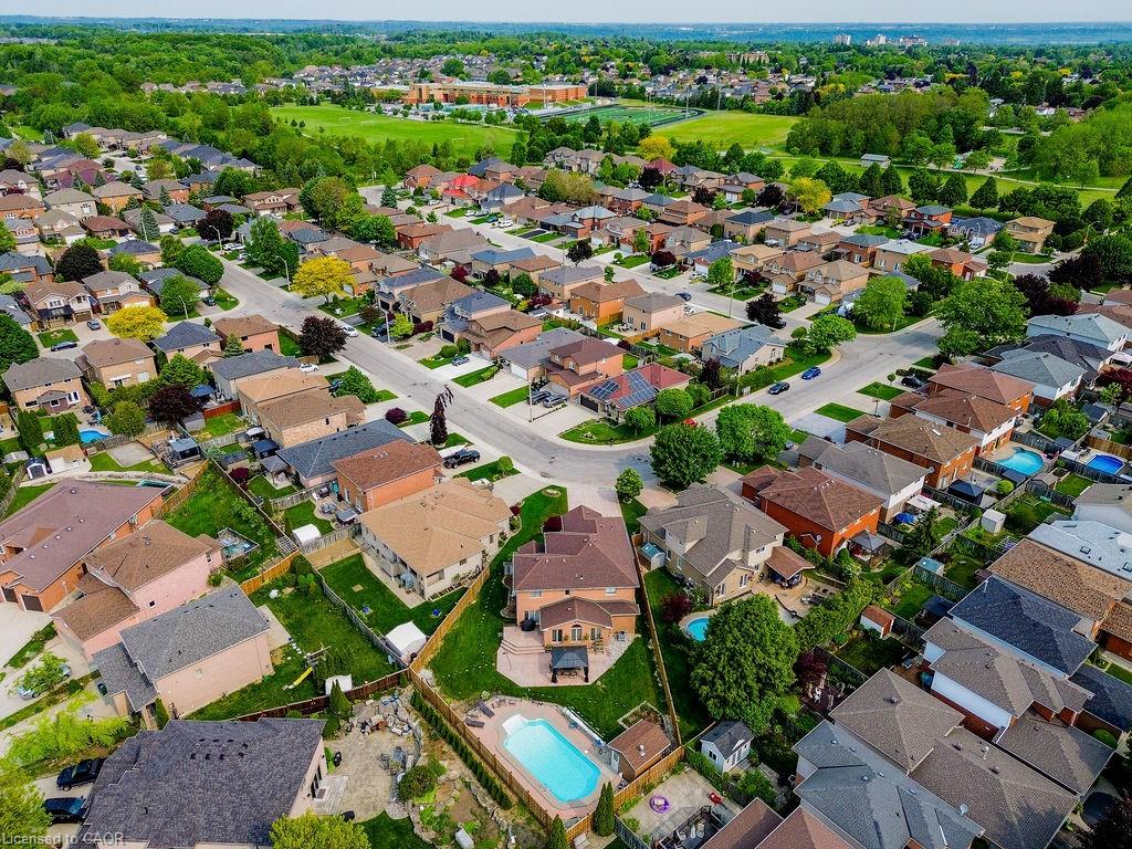 177 Claudette Gate Property Photo 47