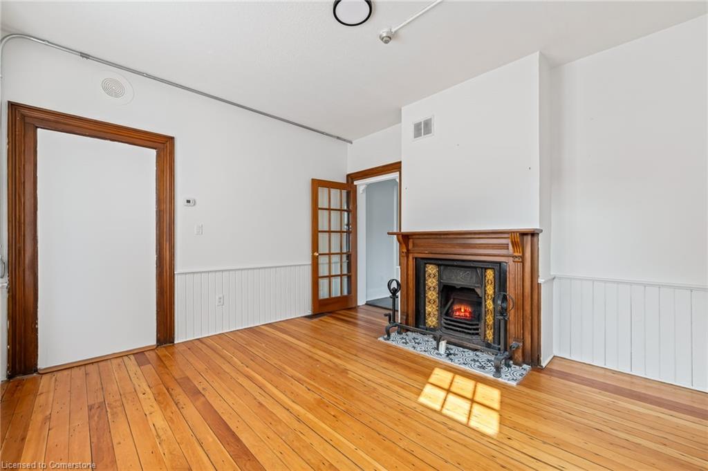 4-13 Mountain Street