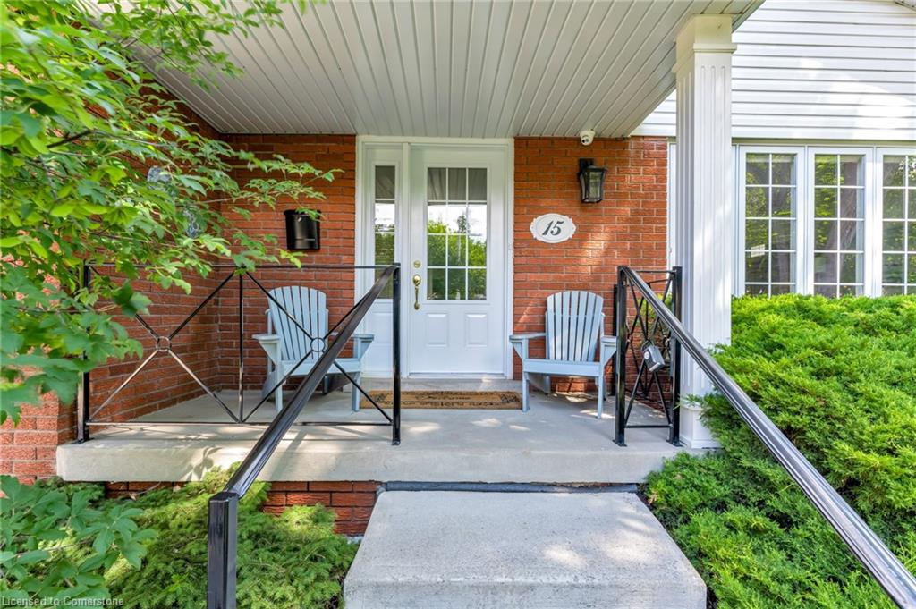 15 Monarch Court Property Photo 2