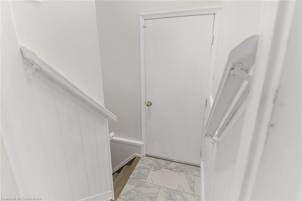 15 Monarch Court Property Photo 22
