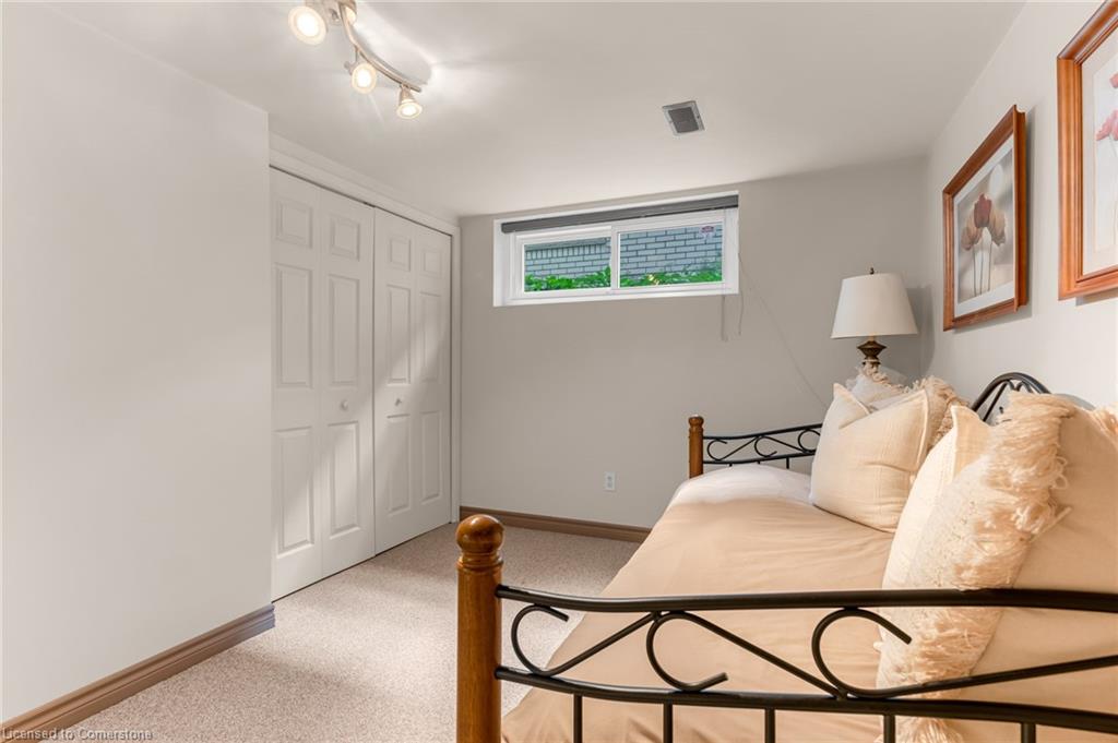 15 Monarch Court Property Photo 25