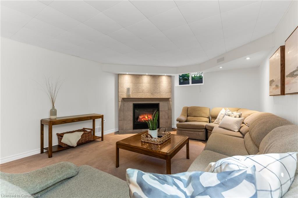 15 Monarch Court Property Photo 29