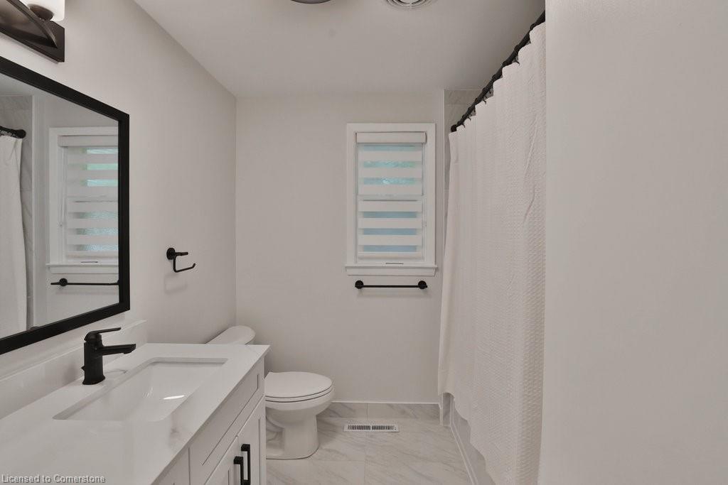 168 Breezy Pines Drive Property Photo 18