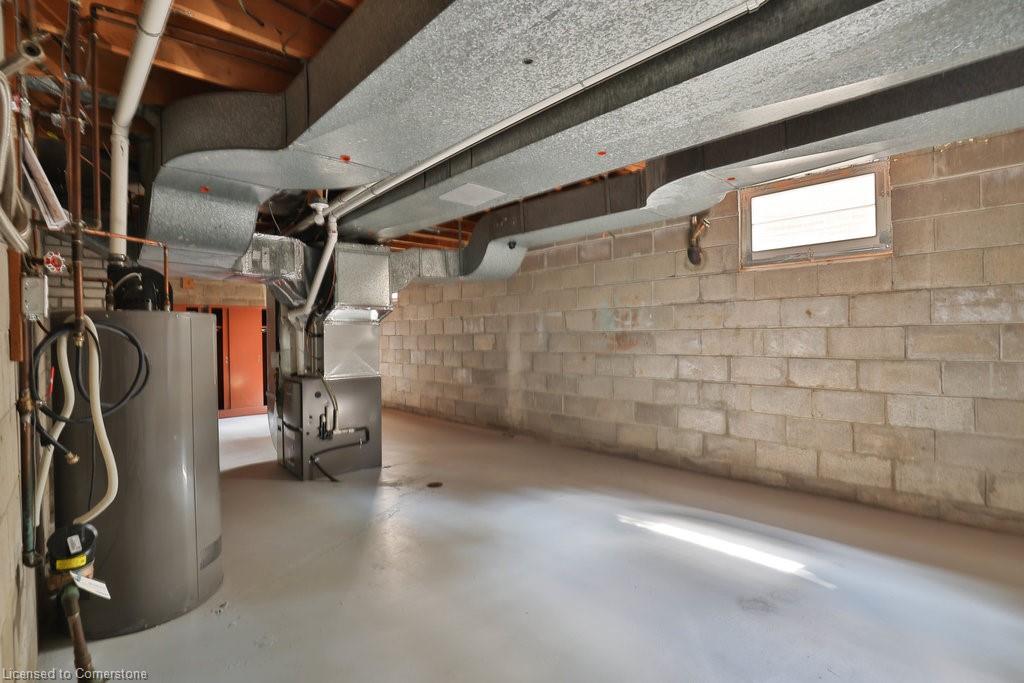 168 Breezy Pines Drive Property Photo 32