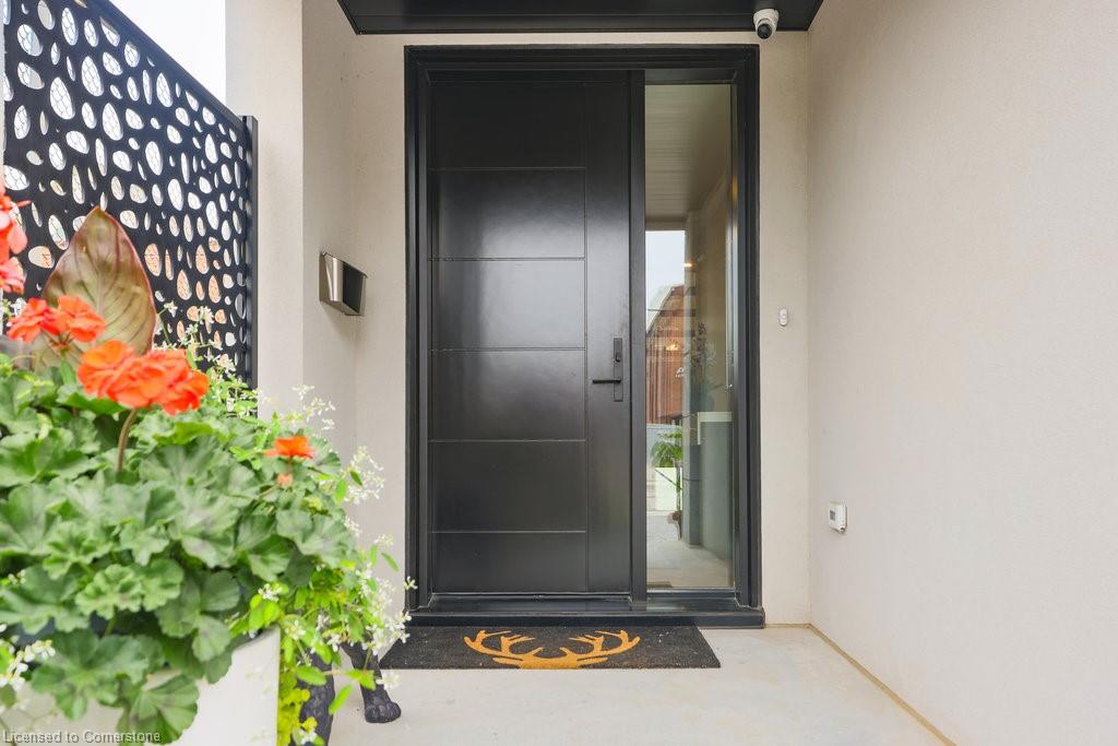 105 Tenth Street Property Photo 3
