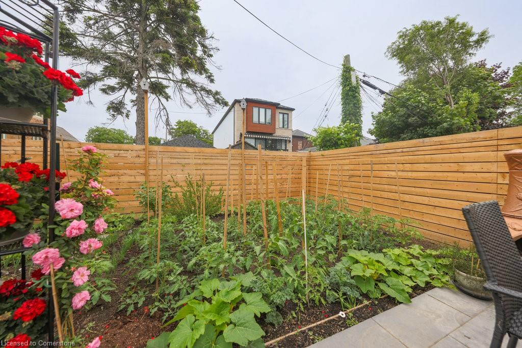 105 Tenth Street Property Photo 37