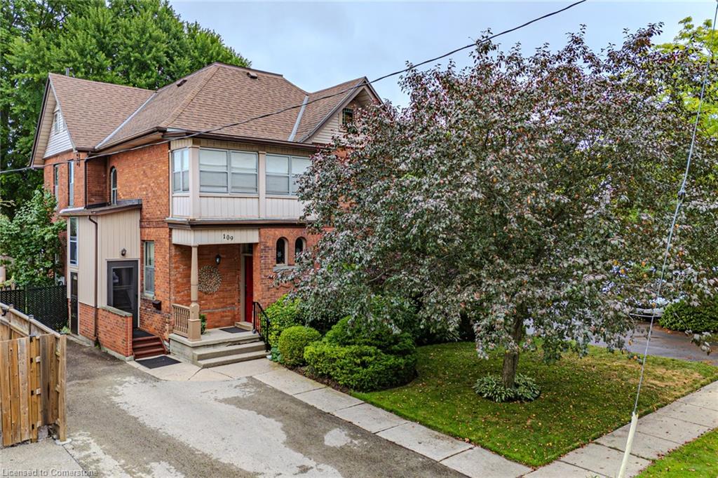 109 Talbot Street N Property Photo 1