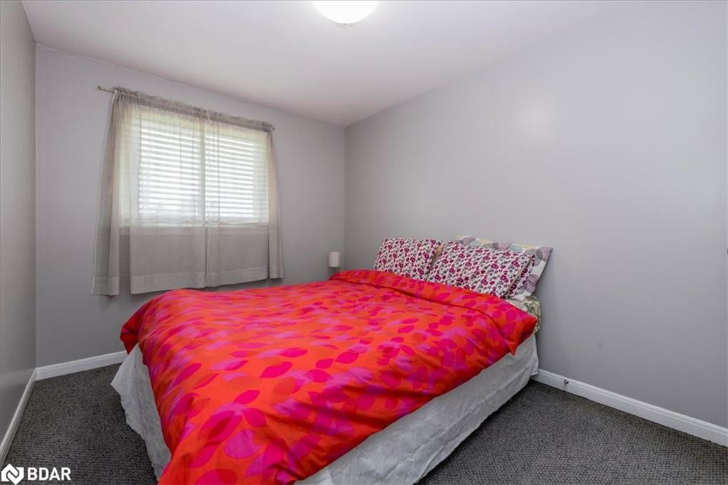 88 Chaucer Crescent Property Photo 16
