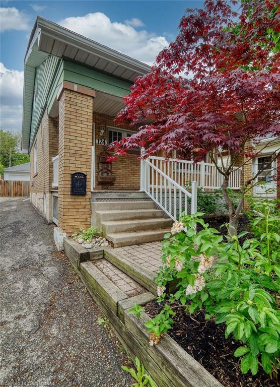 124 West Avenue Property Photo 2