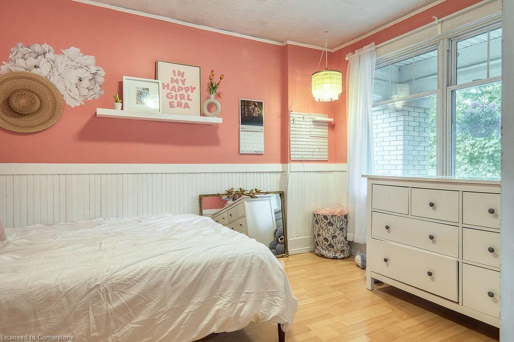 124 West Avenue Property Photo 8