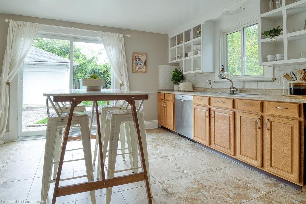 124 West Avenue Property Photo 19