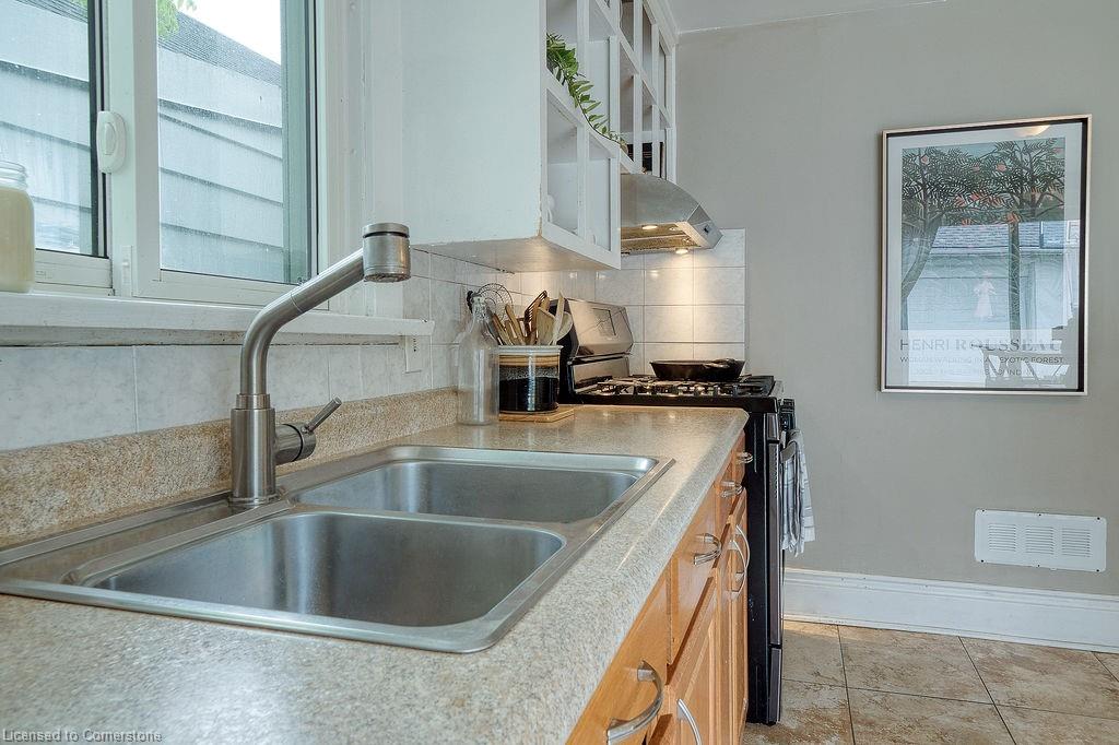 124 West Avenue Property Photo 21