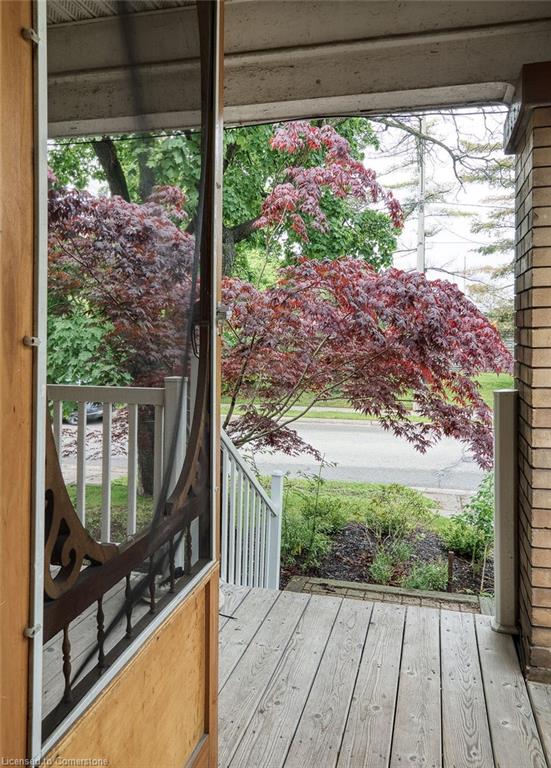 124 West Avenue Property Photo 45