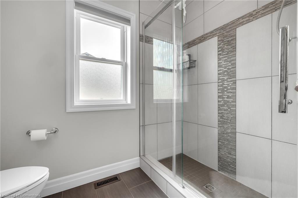 17 Amanda Avenue Property Photo 22