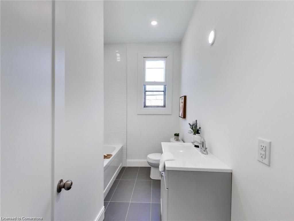 54 Fairview Avenue Property Photo 15