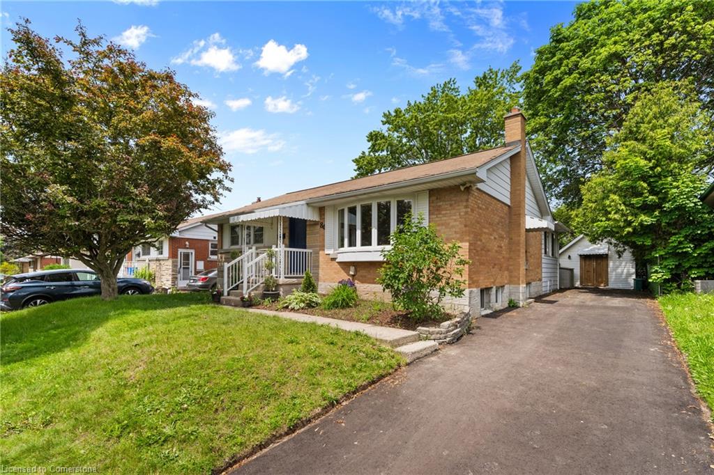 84 Elgin Crescent Property Photo 2