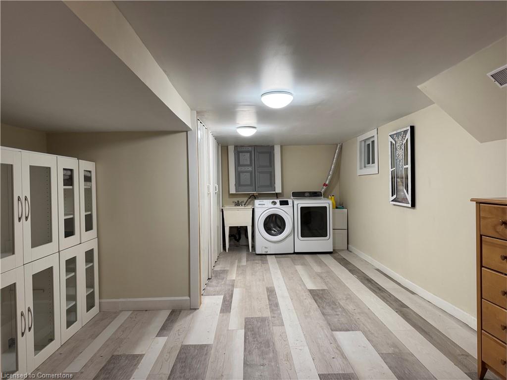 84 Elgin Crescent Property Photo 24