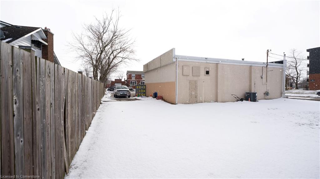 132 Main St E Street E Property Photo 25