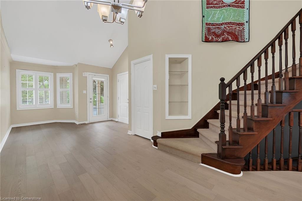 7-3243 New Street Property Photo 12