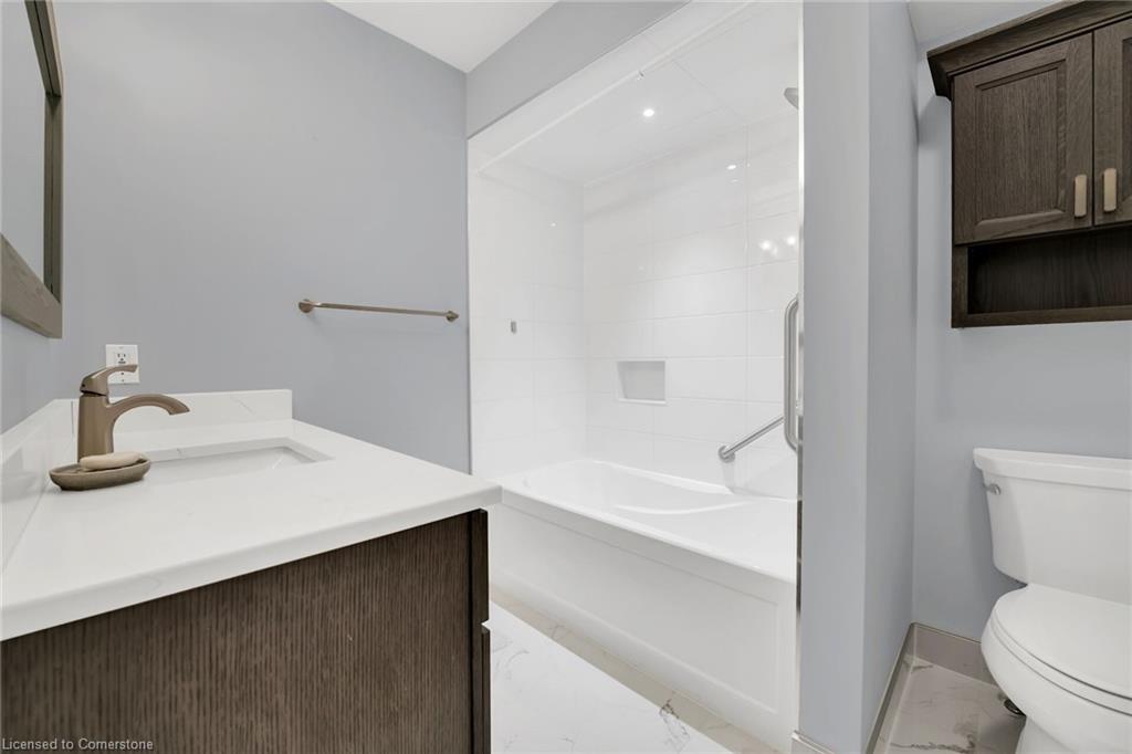 7-3243 New Street Property Photo 24