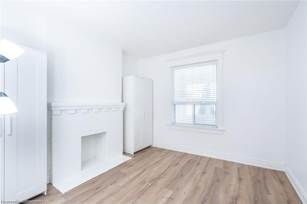 135 Hope Street Property Photo 12